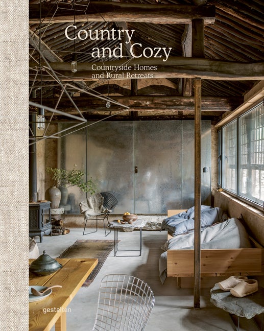 Item #71724 Country and Cozy: Countryside homes and rural retreats. Gestalten