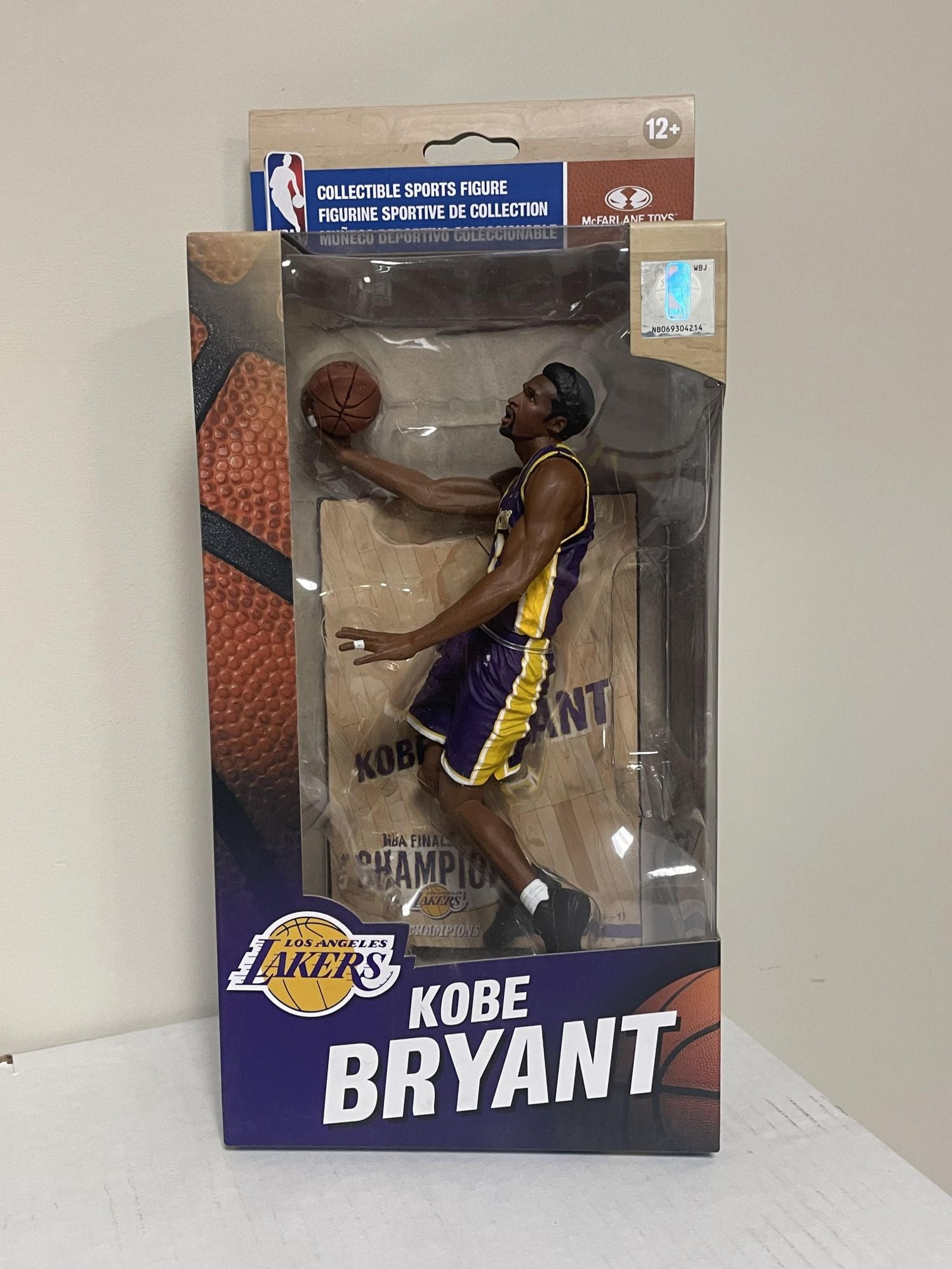 売れ筋新商品 【希少】Mcfarlane 8192円 UPGRADED NBA BRYANT Enterbay