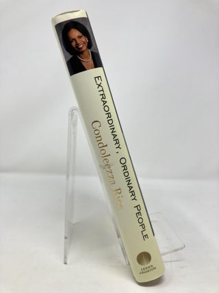 Extraordinary, Ordinary People: A Memoir of Family