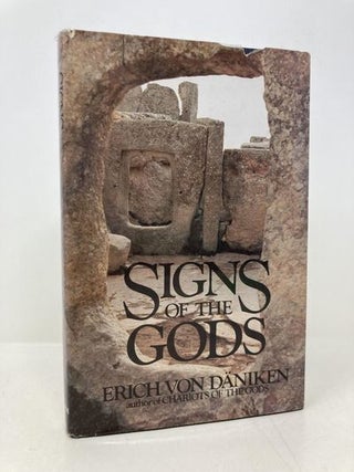 Item #167097 Signs of the Gods (English and German Edition). Erich Von Daniken