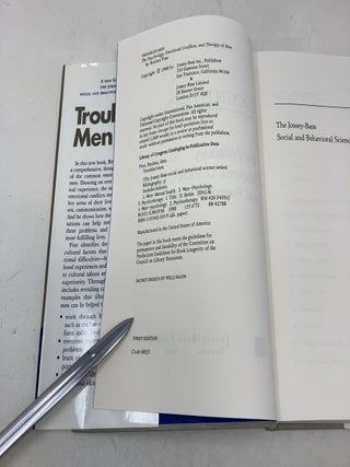 Troubled Men: The Psychology, Emotional Conflicts, and Therapy of Men (JOSSEY BASS SOCIAL AND BEHAVIORAL SCIENCE SERIES)