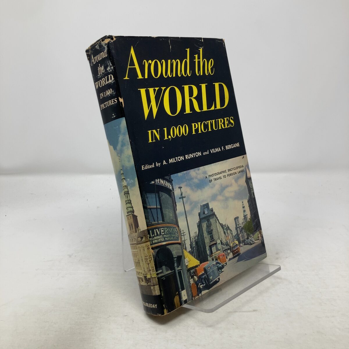 Around The World In 1000 Pictures | Vilma F. Bergane A. Milton