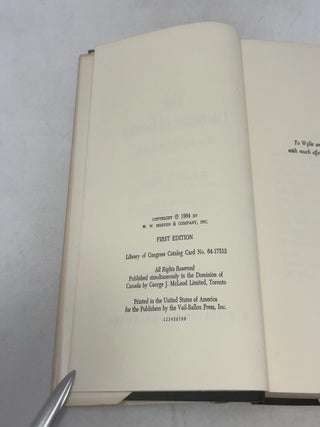 The Literature of Gossip: Nine English Letterwriters
