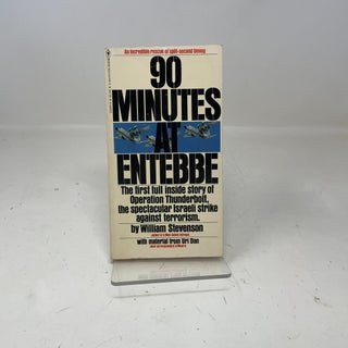 Item #347535 90 minutes at Entebbe. William Stevenson