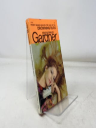 Item #352579 The Case of the Drowning Duck (A Perry Mason Mystery). Erle Stanley Gardner