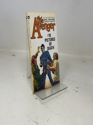 Item #388894 Pictures of Death (The Avenger #19). Kenneth Robeson