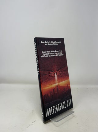 Item #389145 Independence Day. Dean Devlin, Roland Emmerich