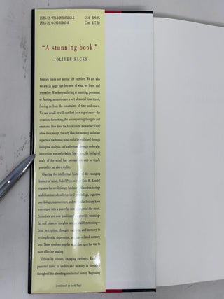 In Search of Memory: The Emergence of a New Science of Mind