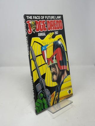 Judge Dredd Annual 1987: The Face of Future Law!