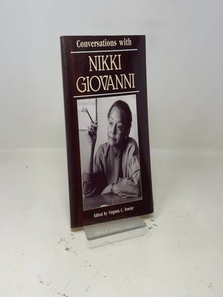 Conversations with Nikki Giovanni (Literary Conversations Series)