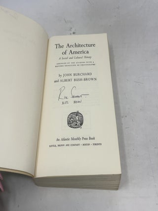 The Architecture of America - A Social & Cultural History