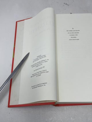 The England of Elizabeth: The structure of society