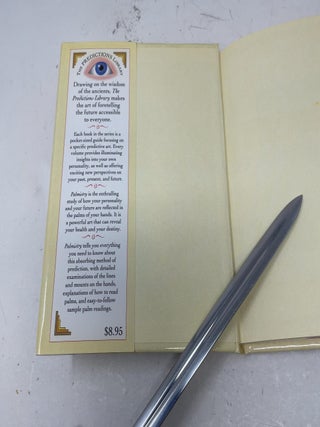 Palmistry (The Predictions Library)