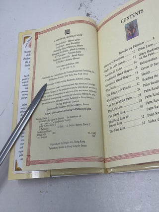 Palmistry (The Predictions Library)