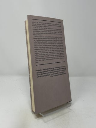 At the Heart of the White Rose: Letters and Diaries of Hans and Sophie Scholl