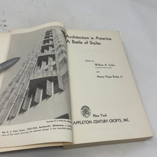 Architecture in America: A Battle of Styles