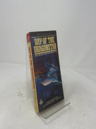 Item #456360 Day Of Dragonstar. David F. Bischoff, Thomas f. Monteleone