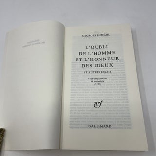 L' oubli de l'homme et l'honneur des dieux et autres essais