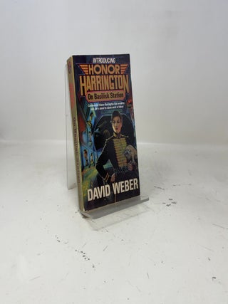 On Basilisk Station (Honor Harrington 1)