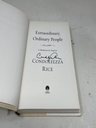 Extraordinary, Ordinary People: A Memoir of Family