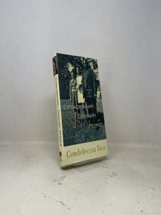 Extraordinary, Ordinary People: A Memoir of Family