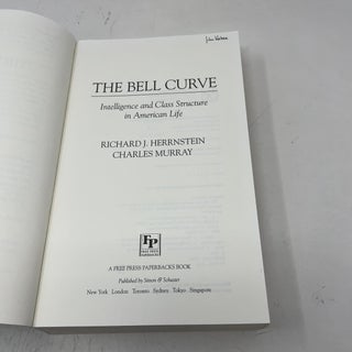 The Bell Curve: Intelligence and Class Structure in American Life (A Free Press Paperbacks Book)