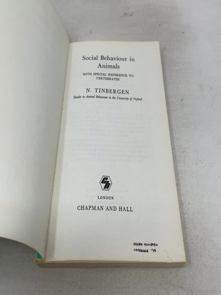 Social Behaviour in Animals: With Special Reference to Vertebrates (Science Paperbacks; 1)