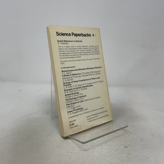 Social Behaviour in Animals: With Special Reference to Vertebrates (Science Paperbacks; 1)