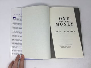One for the Money (Stephanie Plum, No. 1) (Stephanie Plum Novels)